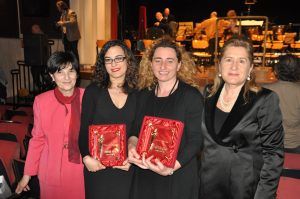 La Presidente Rita Salvadori, le vincitrici  Roberta Inglese e Lucia Iannotta e la Presidente onoraria Patrizia Fanti