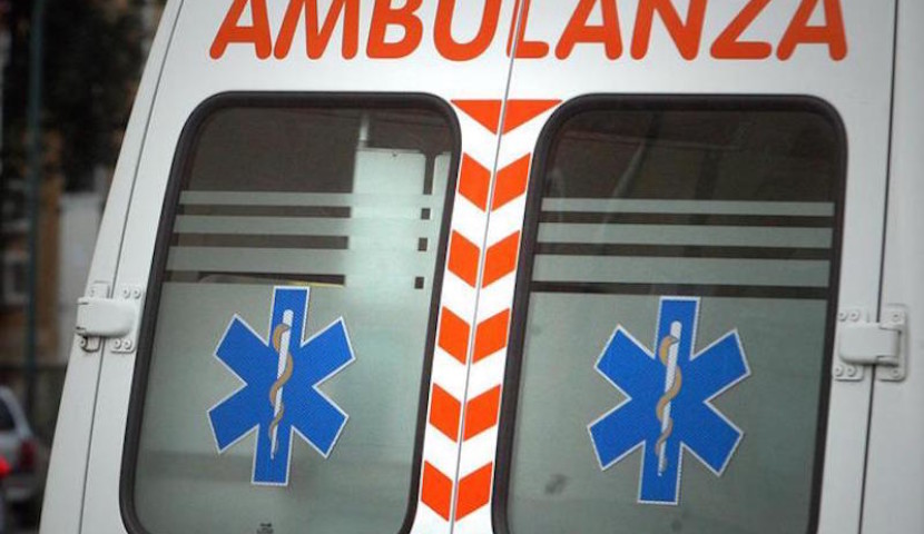 Un'ambulanza