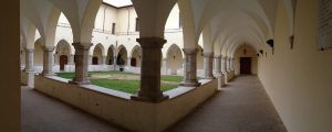 chiostro-fondi-OK-1200x480