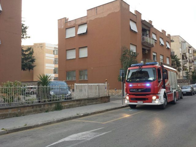 Fuga gas via Cicerone vigili del fuoco