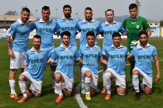 La formazione iniziale dell'F.C. Aprilia