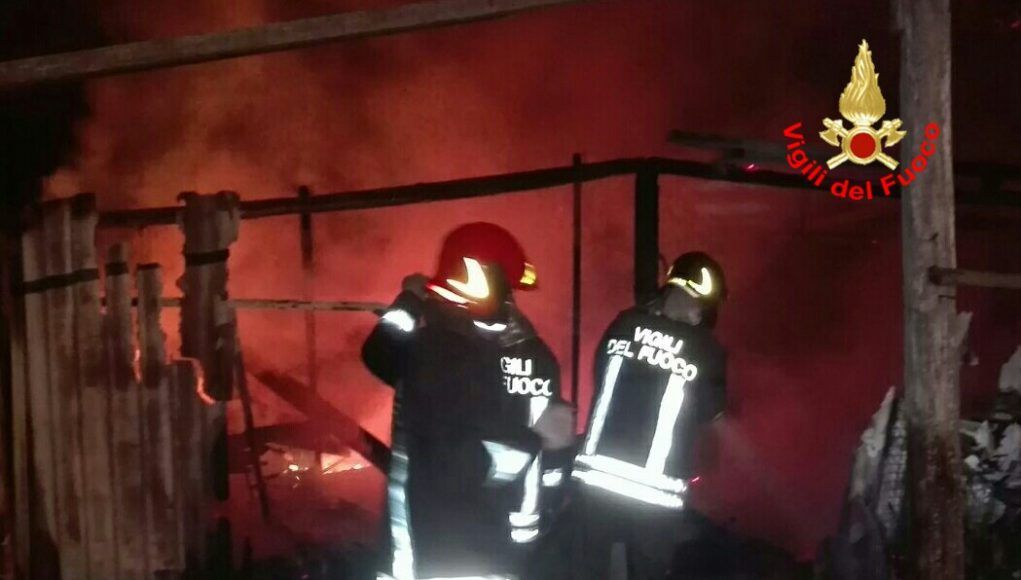 incendio vigili del fuoco