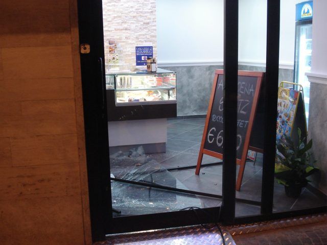 Furto Caffetteria Anastaja (2)