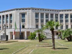 Tre cancelli a palazzo M, Ranaldi : ” Lo Stato fortifica il centro e scavalca il comune, una piazza pubblica diventa cortile privato