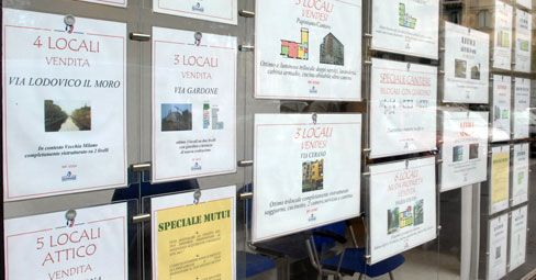 AGENZIA IMMOBILIARE CARTELLI VENDESI E AFFITTASI
