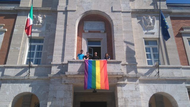 Bandiera arcobaleno (1)