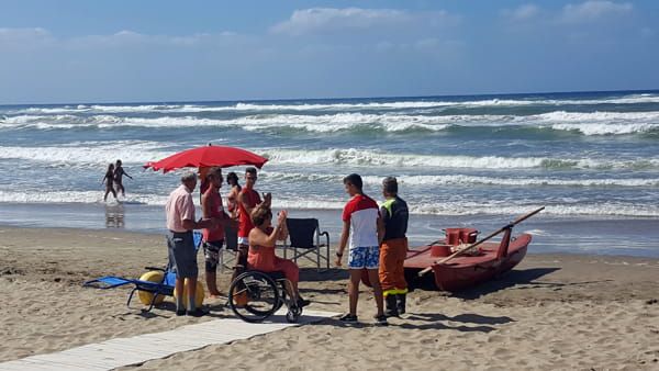 spiaggia_accessibile_disabili_sabaudia