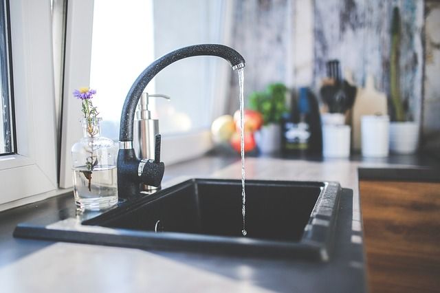 acqua-del-rubinetto-fa-male