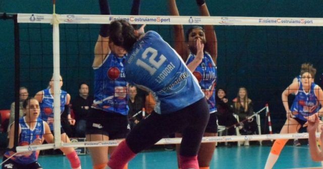Deborah-Liguori-in-attacco-GiòVolley