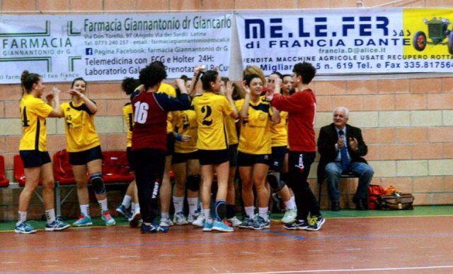 foto articolo 2-pontinia-pallamano