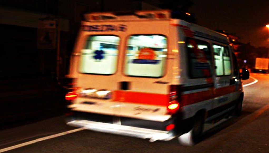 ambulanza-notte