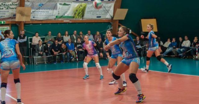 Giovolley-gatta in ricezione