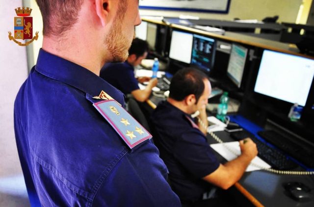 Polizia sala operativa