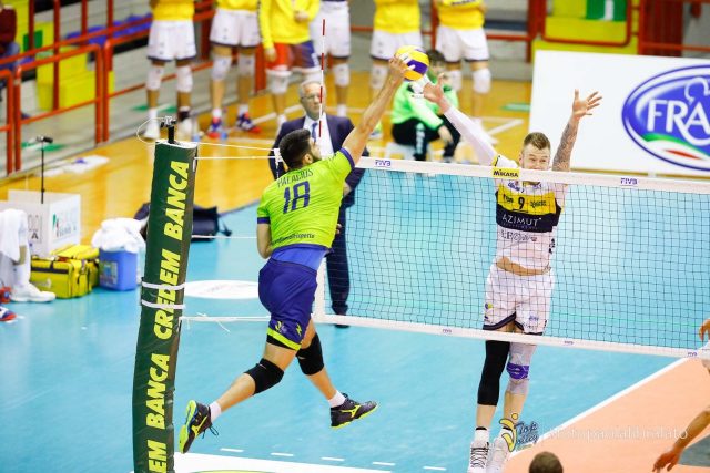 V_FB_20181104_023-topvolley