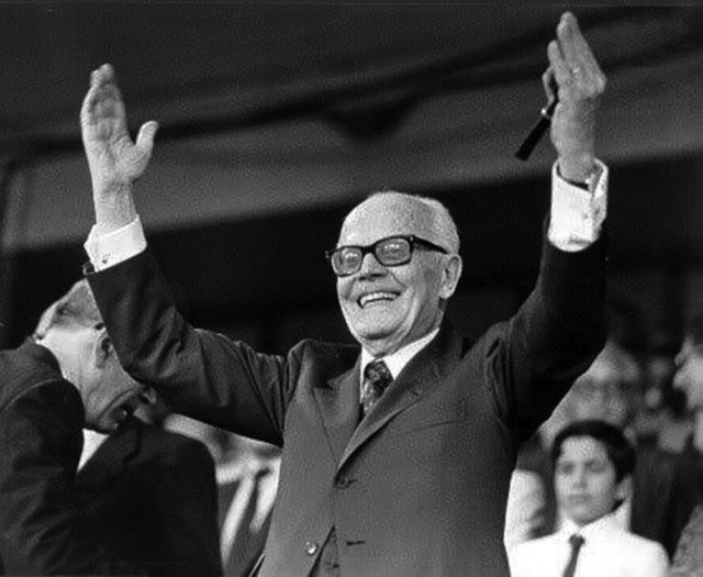 menghistupertini2