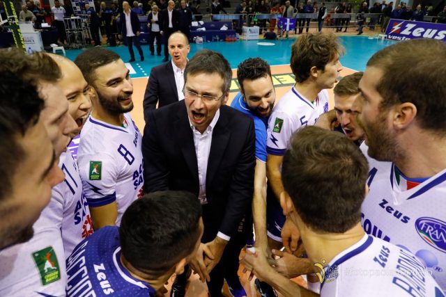 top-volley-coach
