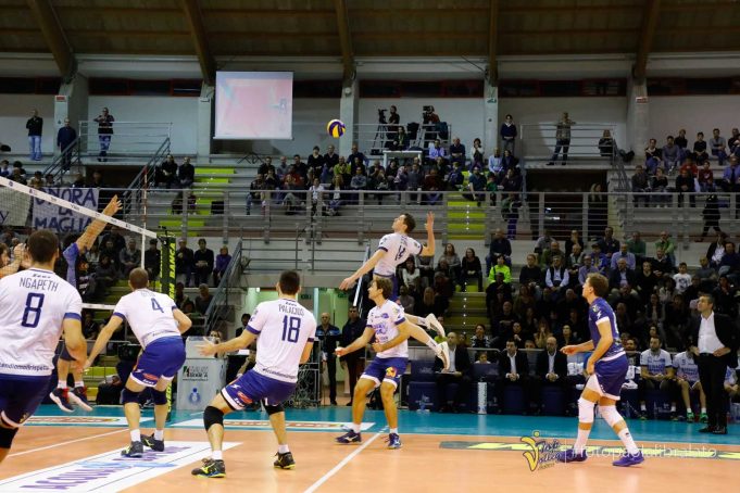 TopVolleyLatina_Palasport_Cisterna