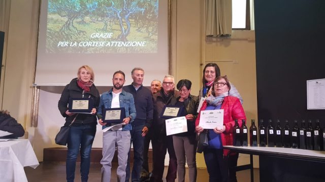 L'OLIO DELLE COLLINE A SEZZE 2019 (1)