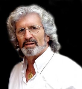 foto-biografia-1-274x300