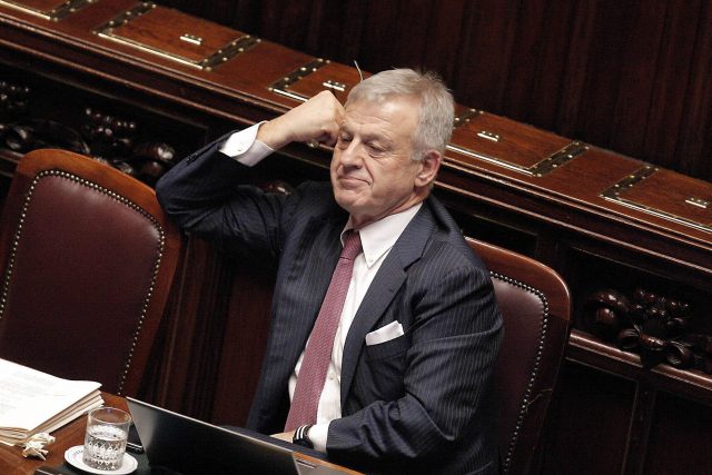 ++ Ex ministro Clini arrestato da Gdf ++
