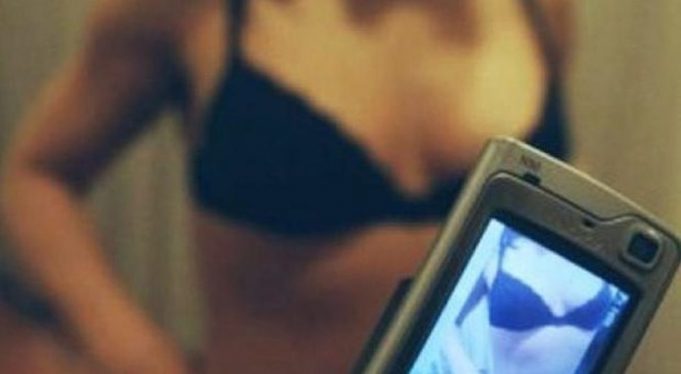 4403214_1710_revenge_porno