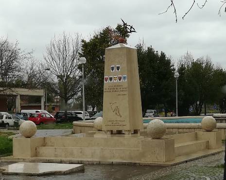 monumento-foibe