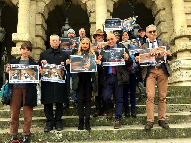 firmatari della proposta di legge
