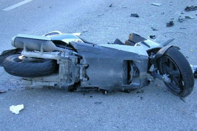 incidente-modica-alta-auto-scooter_900x600