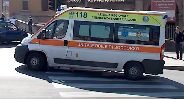 ares-118 ambulanza terracina