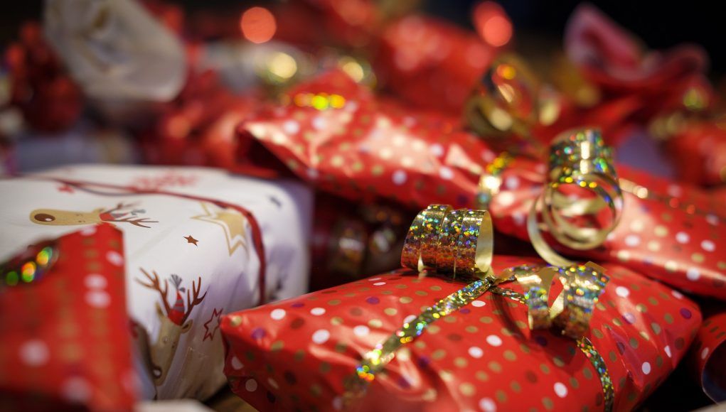 gifts-4678018_1920