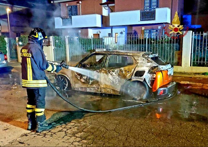 incendio auto