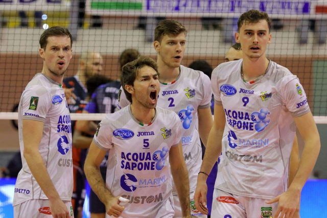 Top Volley