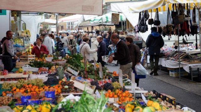 Sabaudia-mercato (1)