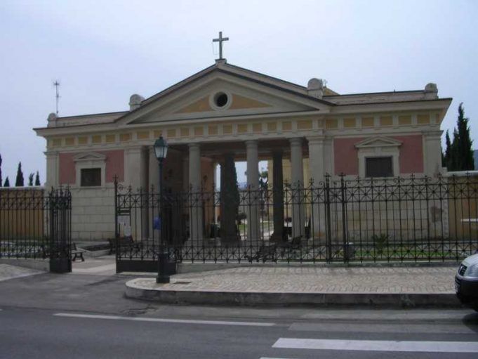 Cimitero-Fondi-generica-2