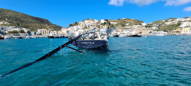 Guardia Costiera-Ponza salvataggio