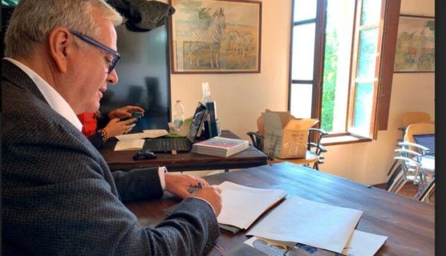 Cesare-Avesani-Zaborra-firma-laccordo-750x430