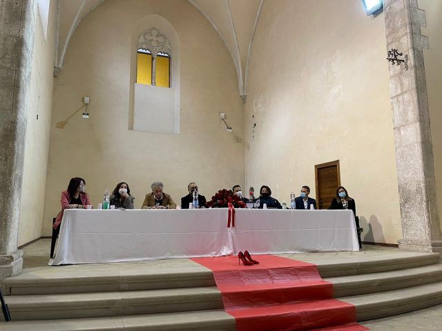 Fondi-Violenza donne