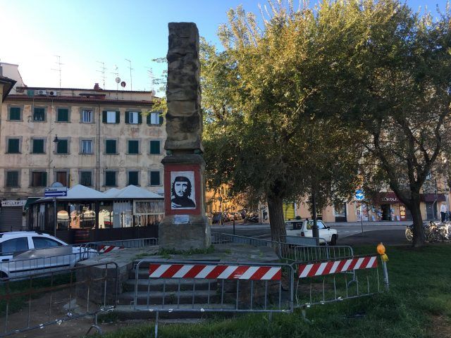 Obelisco Piazza MAzzini