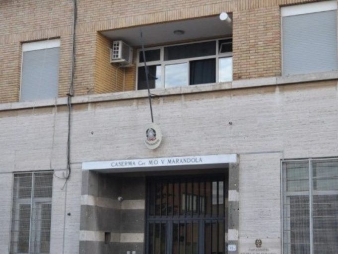 caserma-sabaudia-carabinieri