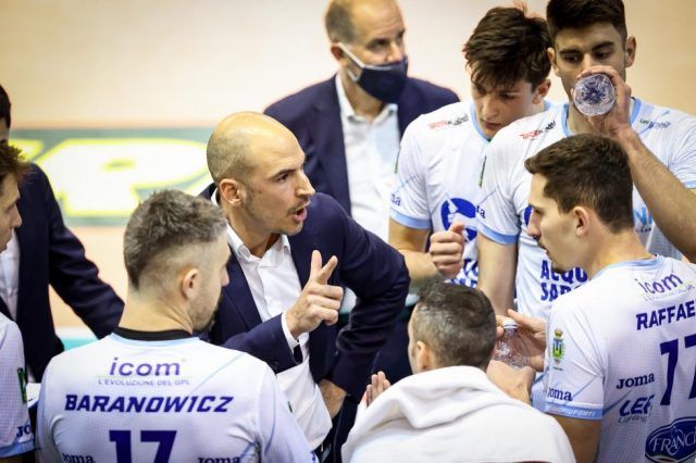 Top Volley7