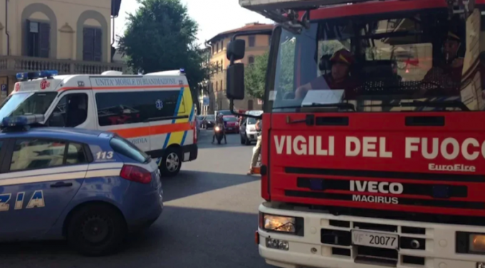 Forze dell'ordine e vigili del fuoco Cisterna