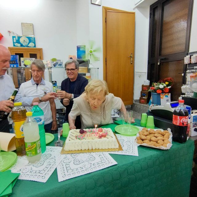 Ciaterna-100 anni Dina