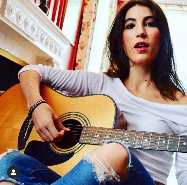 Camilla-Fascina-2