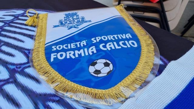 Formia-Libro formia calcio