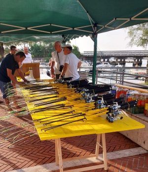 Formia-bimbi a pesca
