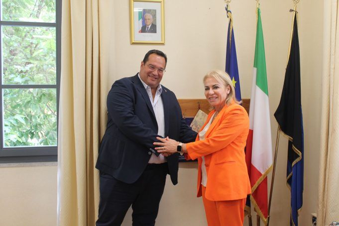 sottosegretario claudio durigon e sindaco matilde Celentano