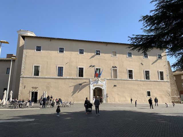 Cisterna-palazzo_caetani