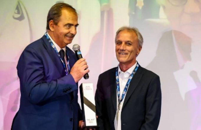 mario caneschi