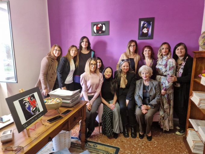 L'On. Semenzato, la Presidente Pappacena e il personale e gli avvocati di Associazione Valore Donna