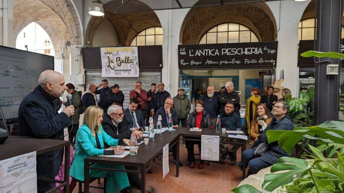 mercato 2 jpg